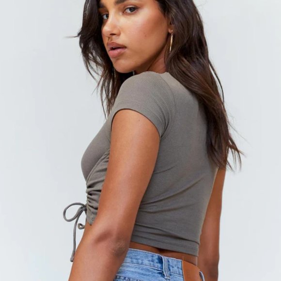 Princess Polly STORMI TOP KHAKI. Size US 8. - Picture 2 of 5